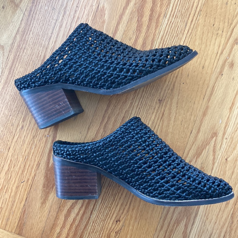Intentionally Blank Leather Caged block heeled mules Sz 8